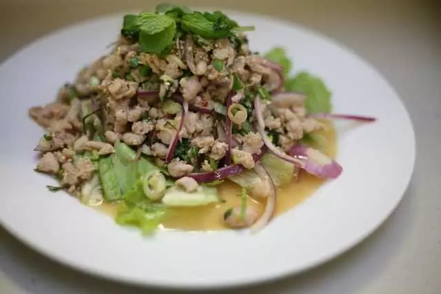 3 Seasons Thai Bistro