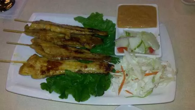 3 Seasons Thai Bistro