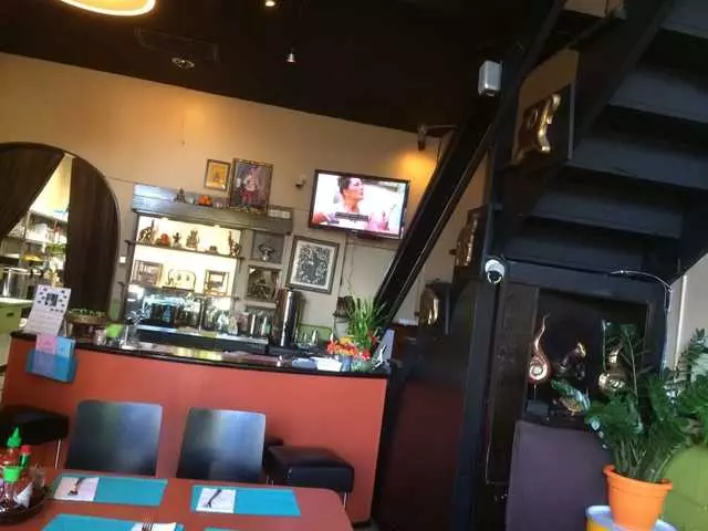 3 Seasons Thai Bistro