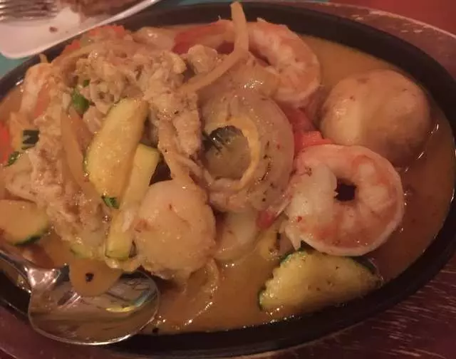 3 Seasons Thai Bistro