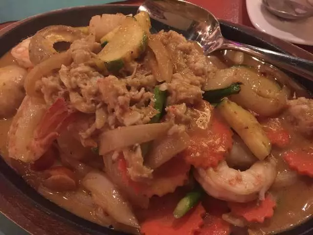 3 Seasons Thai Bistro