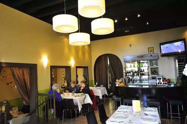 3 Seasons Thai Bistro