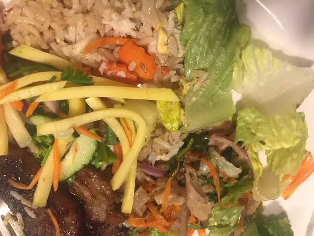 3 Seasons Thai Bistro