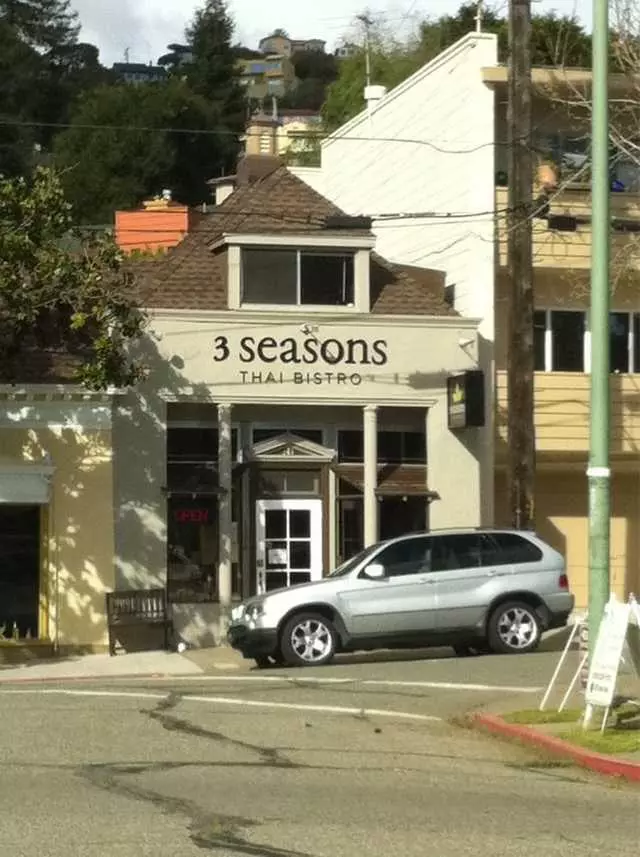 3 Seasons Thai Bistro