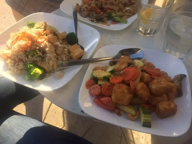 3 Seasons Thai Bistro