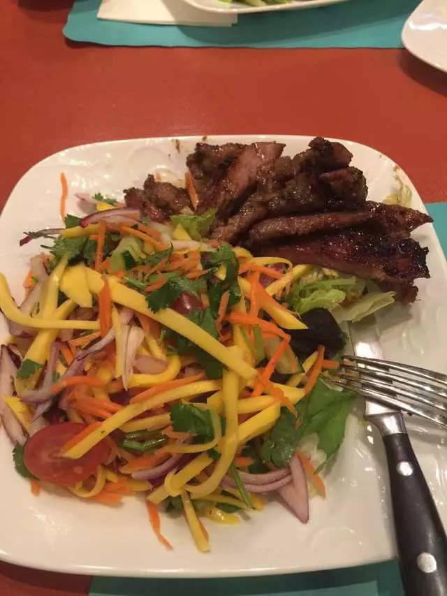 3 Seasons Thai Bistro