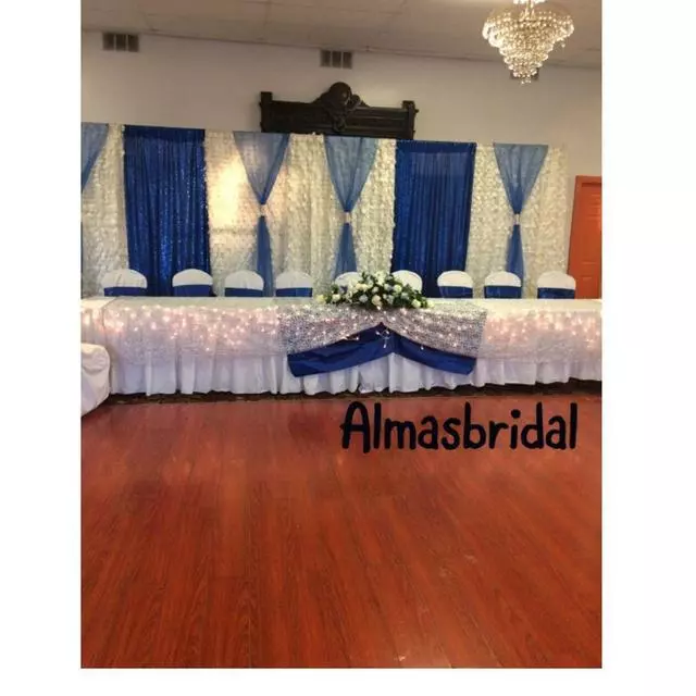 Alma’s Bridal & Flowers