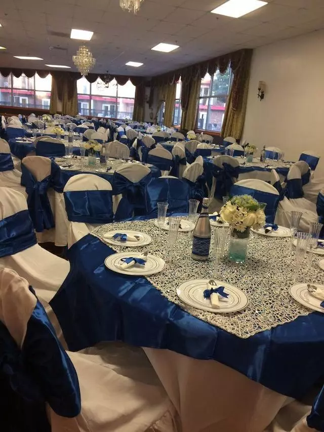 Alma’s Bridal & Flowers