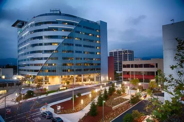 Alta Bates Summit Medical Center - Summit Campus in Oakland